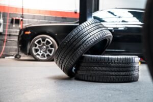 Used Tires vs New Tires – Full Comparison | Best Tire Repair Shop in Sugar Land